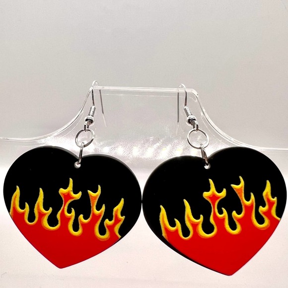 Wednesday Addams Earrings - Flaming Heart Earrings - Goth Earrings - Picture 3 of 11